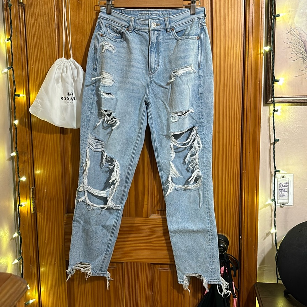 American Eagle Mom Jeans